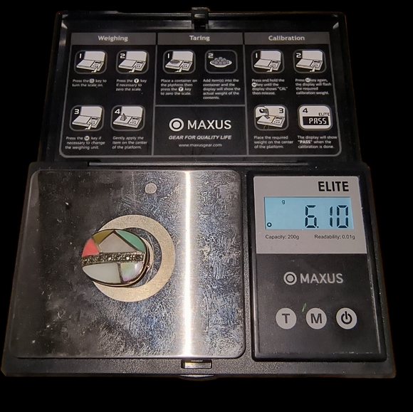 Vintage Marsala Signed MOP Shell, Marcasite & Sterling Silver Pendant - Picture 9 of 9